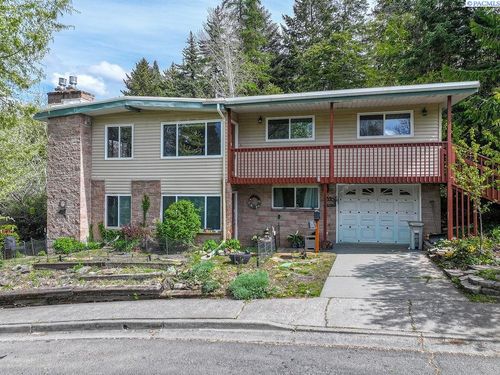1280 Ne Hillside Dr, Pullman, WA, 99163-4303 | Card Image