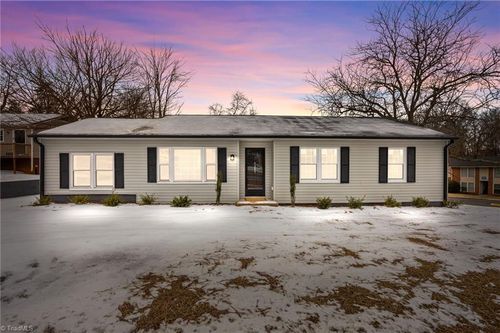 1207 Martin Luther King Jr Blvd, Lexington, NC, 27292-1517 | Card Image