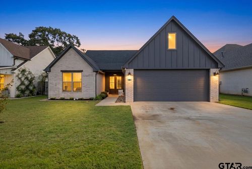 236 Kaul Ln, Bullard, TX, 75757-1239 | Card Image