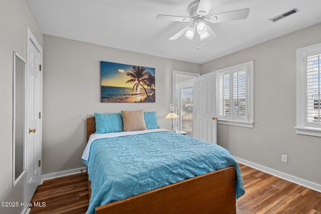 407 Cedar Point Blvd, House other with 3 bedrooms, 3 bathrooms and null parking in Cedar Point NC | Image 13