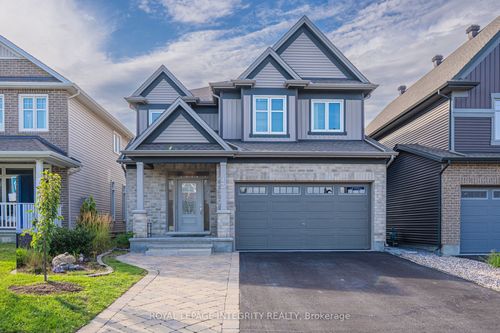 43 Cento Way, Stittsville, ON, K2S0W4 | Card Image