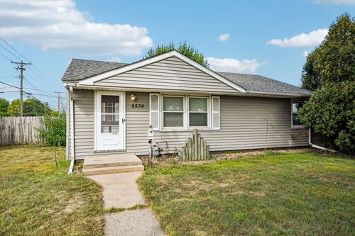 8534 Park Ave S, Bloomington, MN, 55420-2475 | Card Image