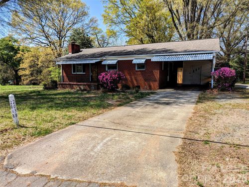 2038 Dale Ave, Lincolnton, NC, 28092-4207 | Card Image