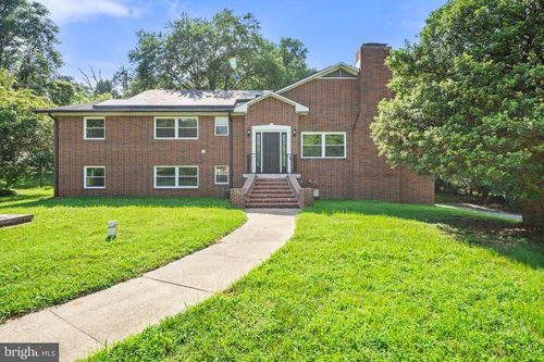 7410 Hawkins Dr, HANOVER, MD, 21076-1523 | Card Image