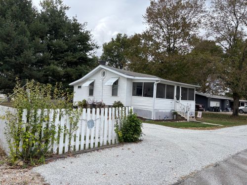 12291 Ohio Ave, Millersport, OH, 43046-7003 | Card Image