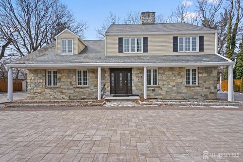 95 Westons Mill Rd, East Brunswick, NJ, 08816-1136 | Card Image