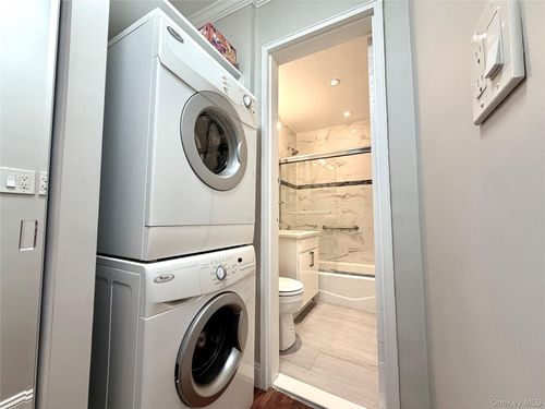 98-77 Springfield Blvd, Oakland Gardens, NY, 11364-3011 | Card Image