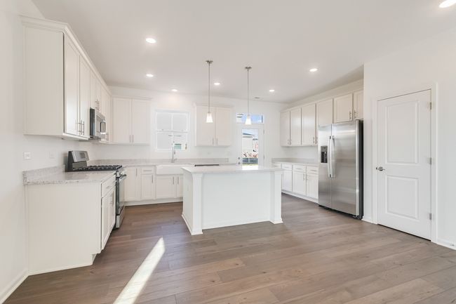 8530 Sperry Ct, Townhouse with 3 bedrooms, 3 bathrooms and 2 parking in Woodridge IL | Image 10