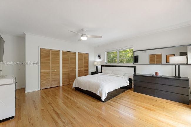 7920 Sw 132 Nd St, House other with 3 bedrooms, 2 bathrooms and null parking in Pinecrest FL | Image 9