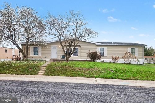 11 Heather Dr, CARLISLE, PA, 17013-9629 | Card Image