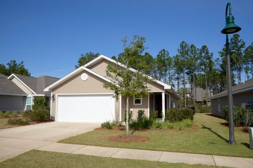 643 Earl Godwin Rd, Freeport, FL, 32439-2797 | Card Image