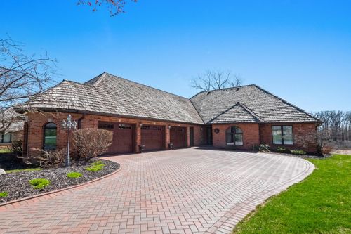 22 Chateaux Du Lac, Fenton, MI, 48430-9140 | Card Image