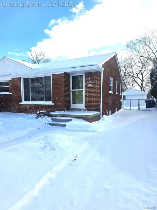 28085 N Clements Cir, Livonia, MI, 48150-3209 | Card Image