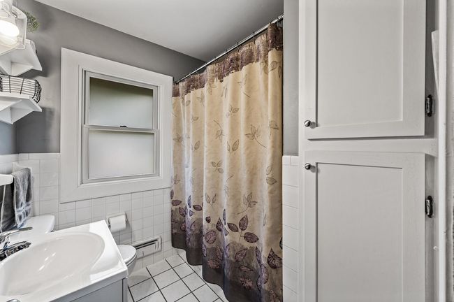 28_11542_Xavis_Street_NW28_mls.jpg | Image 28
