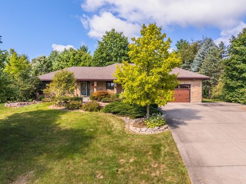 9222 Abbey Way, Downs, IL, 61736-9362 | Card Image