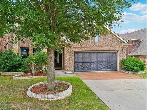 1009 Chickasaw Dr, Carrollton, TX, 75010-1116 | Card Image