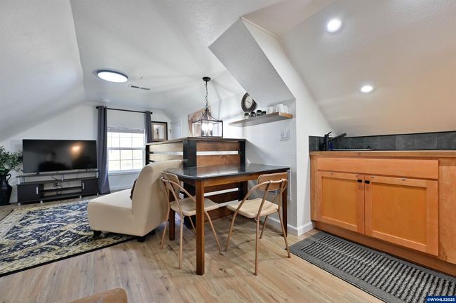 1511 D St Ne, House other with 5 bedrooms, 3 bathrooms and null parking in Salem OR | Image 26