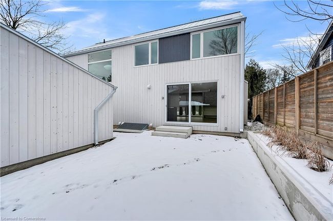 315 Park St W, House other with 5 bedrooms, 3 bathrooms and 2 parking in Dundas ON | Image 33