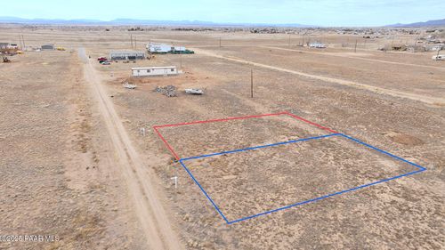 360 W Hawaii Rd, Paulden, AZ, 86334 | Card Image