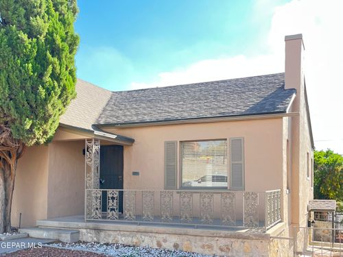 2119 N Stanton St, El Paso, TX, 79902-3317 | Card Image
