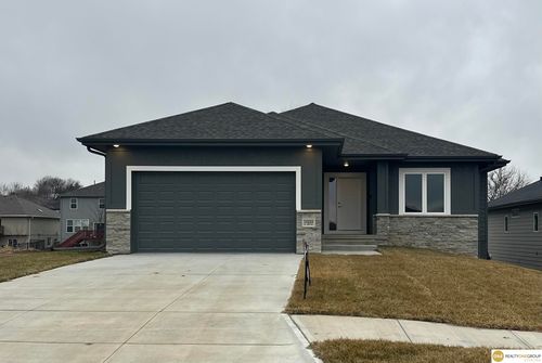 10222 N 150th Cir, Bennington, NE, 68007-1262 | Card Image