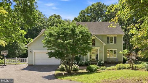 102 Julie Ct, WINCHESTER, VA, 22602-6665 | Card Image