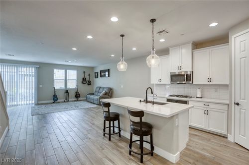 712 Monroe Hill Pl, Henderson, NV, 89011-5551 | Card Image