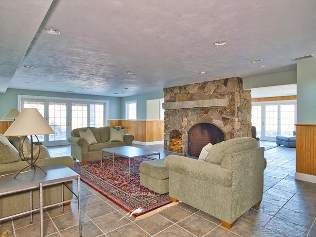 6 Wildpepper Ln, House other with 4 bedrooms, 4 bathrooms and 4 parking in Dartmouth MA | Image 31