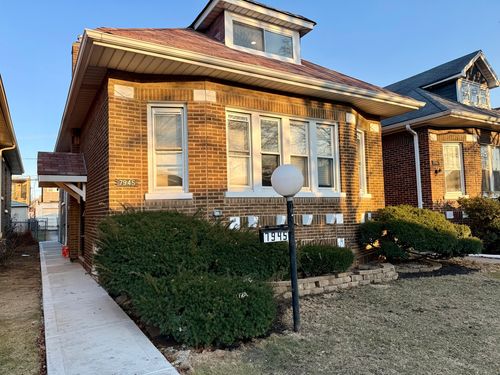 7945 S Perry Ave, Chicago, IL, 60620-1148 | Card Image