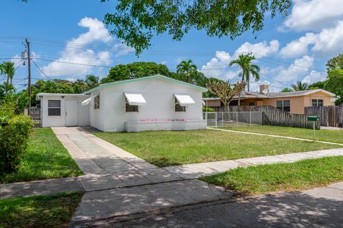 1029 Andrews Rd, West Palm Beach, FL, 33405-1353 | Card Image
