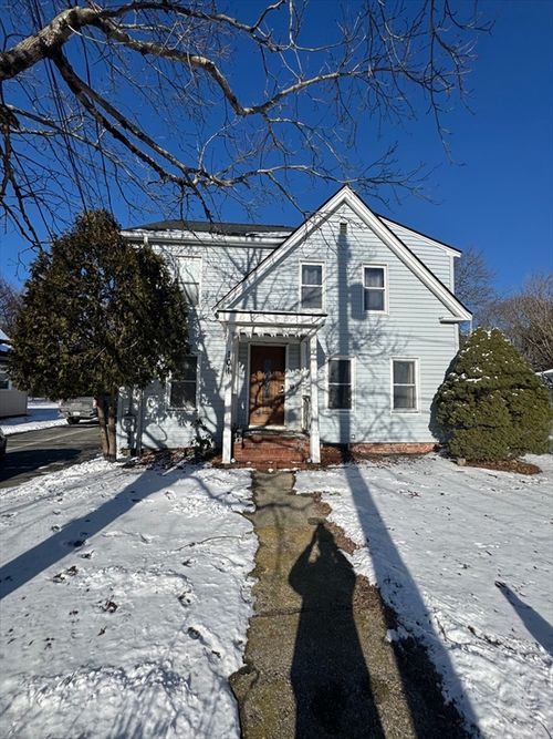 101 Central St, Rockland, MA, 02370-2476 | Card Image