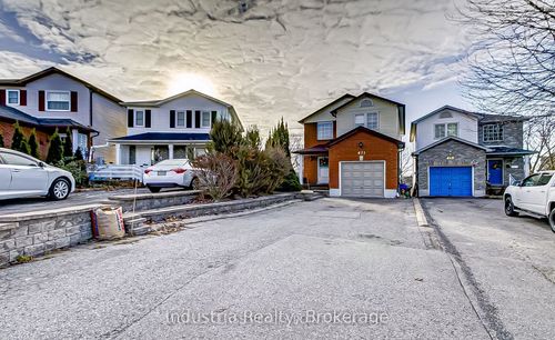 upper-portion-471 Cobblehill Dr, Oshawa, ON, L1K1Y6 | Card Image