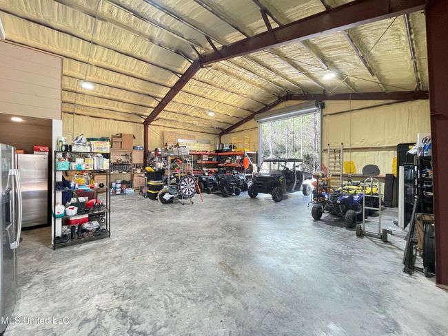 Shop Interior | Image 21