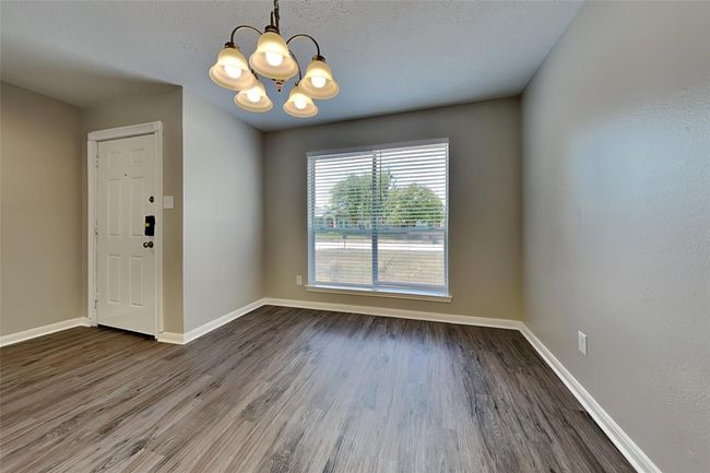 29122 Waltham St, House other with 4 bedrooms, 2 bathrooms and 2 parking in Spring TX | Image 8