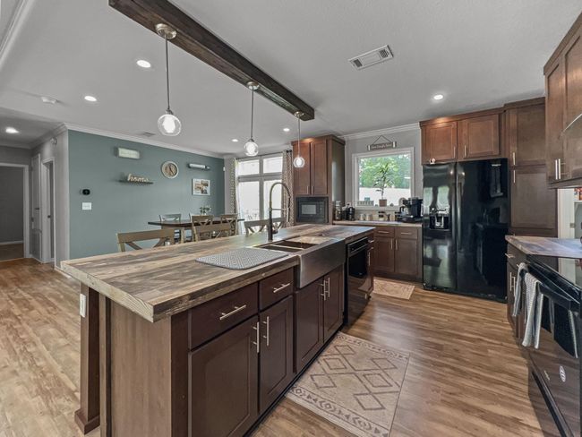 7281 Price Rd, House other with 3 bedrooms, 2 bathrooms and null parking in Lumberton TX | Image 13