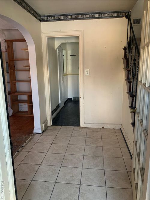 3027 Waverly Street, Detroit, MI, 48238 | Card Image