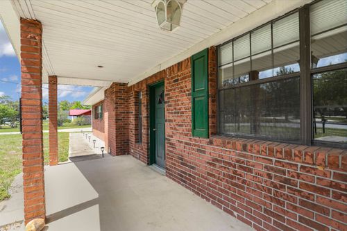 122 Kelley Smith School Rd, Palatka, FL, 32177-9309 | Card Image