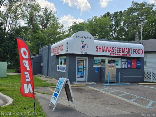 27105 Shiawassee Rd, Southfield, MI, 48033-3562 | Card Image
