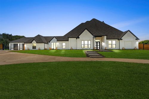 209 Carriage Hill Ln, Heath, TX, 75032-8921 | Card Image