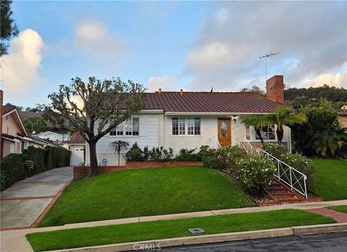 1103 S Malgren Ave, San Pedro, CA, 90732-3727 | Card Image