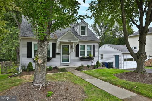 732 N Tyson Ave, GLENSIDE, PA, 19038-3830 | Card Image