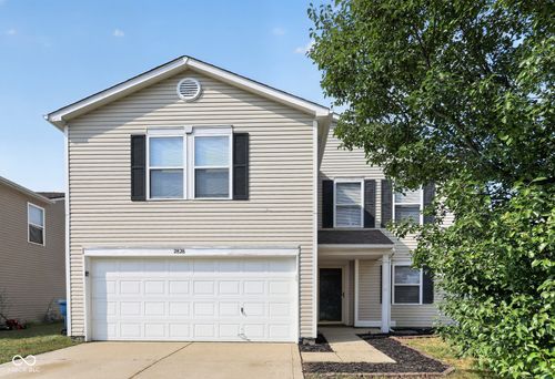 2828 Earlswood Ln, Indianapolis, IN, 46217-9337 | Card Image