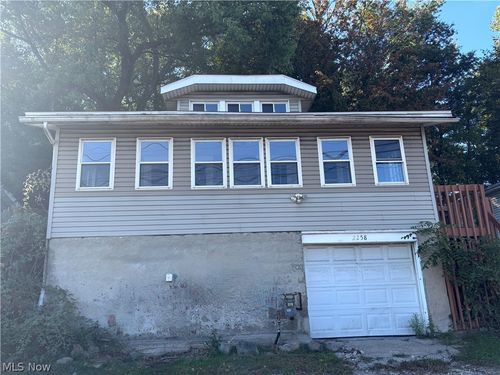 2258 Mogadore Rd, Akron, OH, 44312-1314 | Card Image