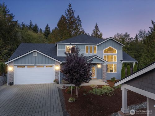 3607 119th Street Ct Nw, Gig Harbor, WA, 98332-9284 | Card Image