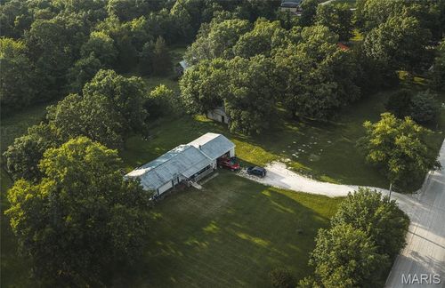 22643 Abrolat Rd, Wright City, MO, 63390-5690 | Card Image