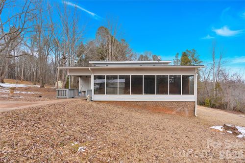 229 Riverhills Dr, Forest City, NC, 28043-2105 | Card Image