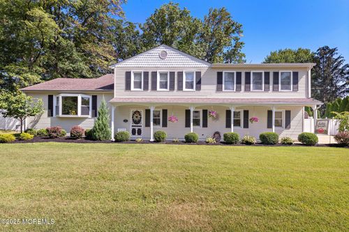 3 Renier Ct, Middletown, NJ, 07748-1612 | Card Image
