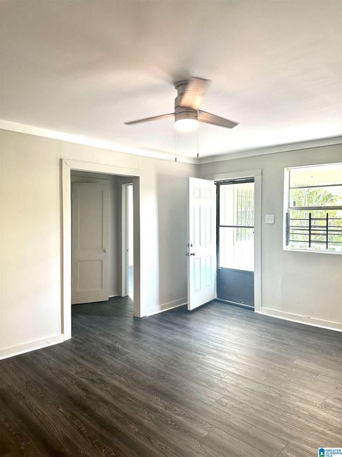 b-328 54th St, FAIRFIELD, AL, 35064-2118 | Card Image