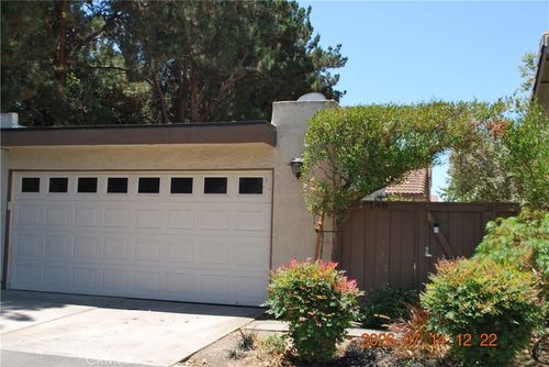146 Orchard, Irvine, CA, 92618-4536 | Card Image