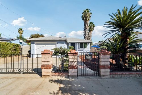 7010 Milwood Ave, Canoga Park, CA, 91303-2158 | Card Image